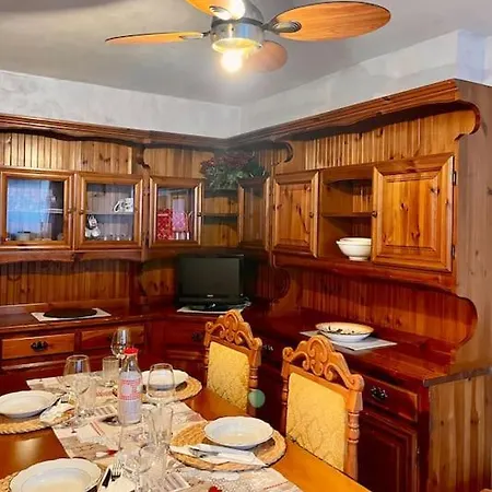 Maqui's House Gestinghome ססטריארה