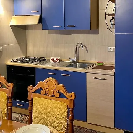 Maqui's House Gestinghome ססטריארה