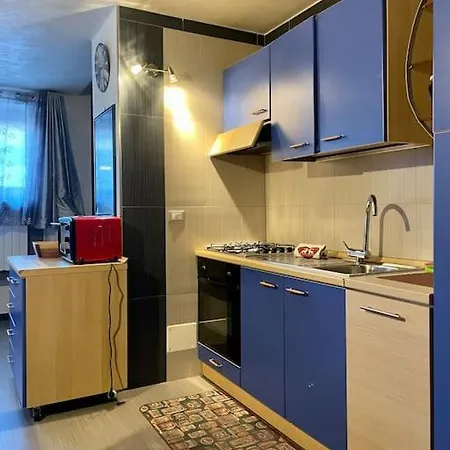 Maqui's House Gestinghome * ססטריארה