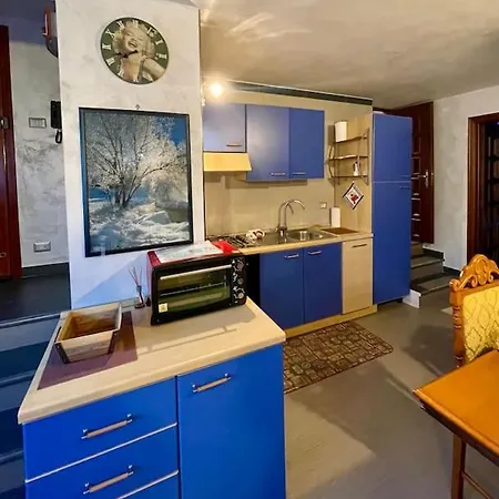 Maqui's House Gestinghome דירה ססטריארה