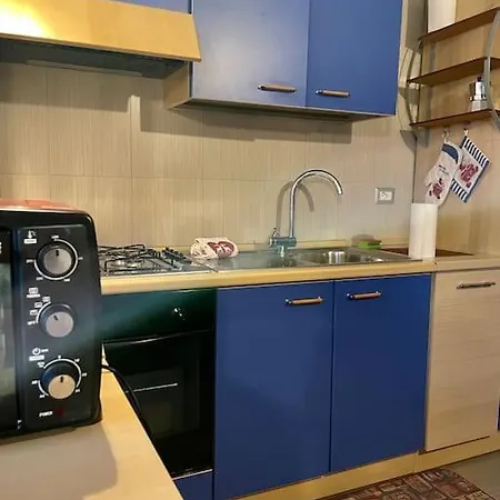 Maqui's House Gestinghome * ססטריארה